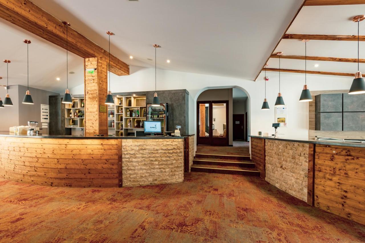 Hotel Sport, Resort 마르로보 외부 사진