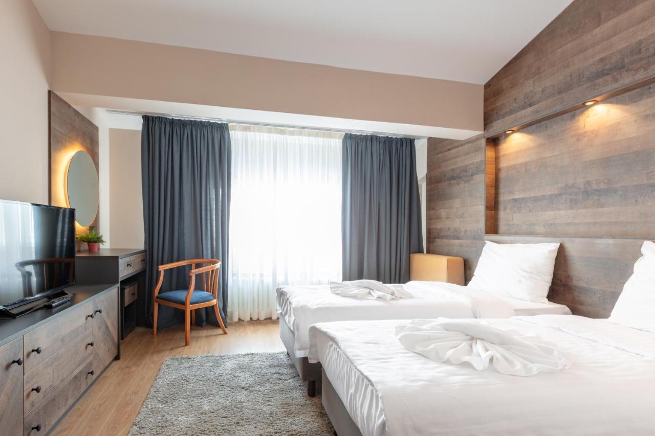 Hotel Sport, Resort 마르로보 외부 사진