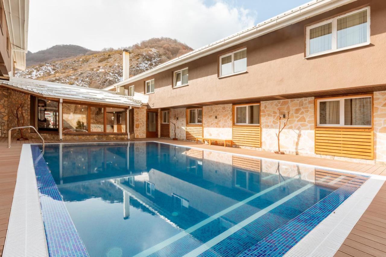 Hotel Sport, Resort 마르로보 외부 사진